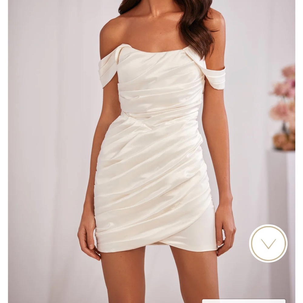 Alamour the label Roberta dress